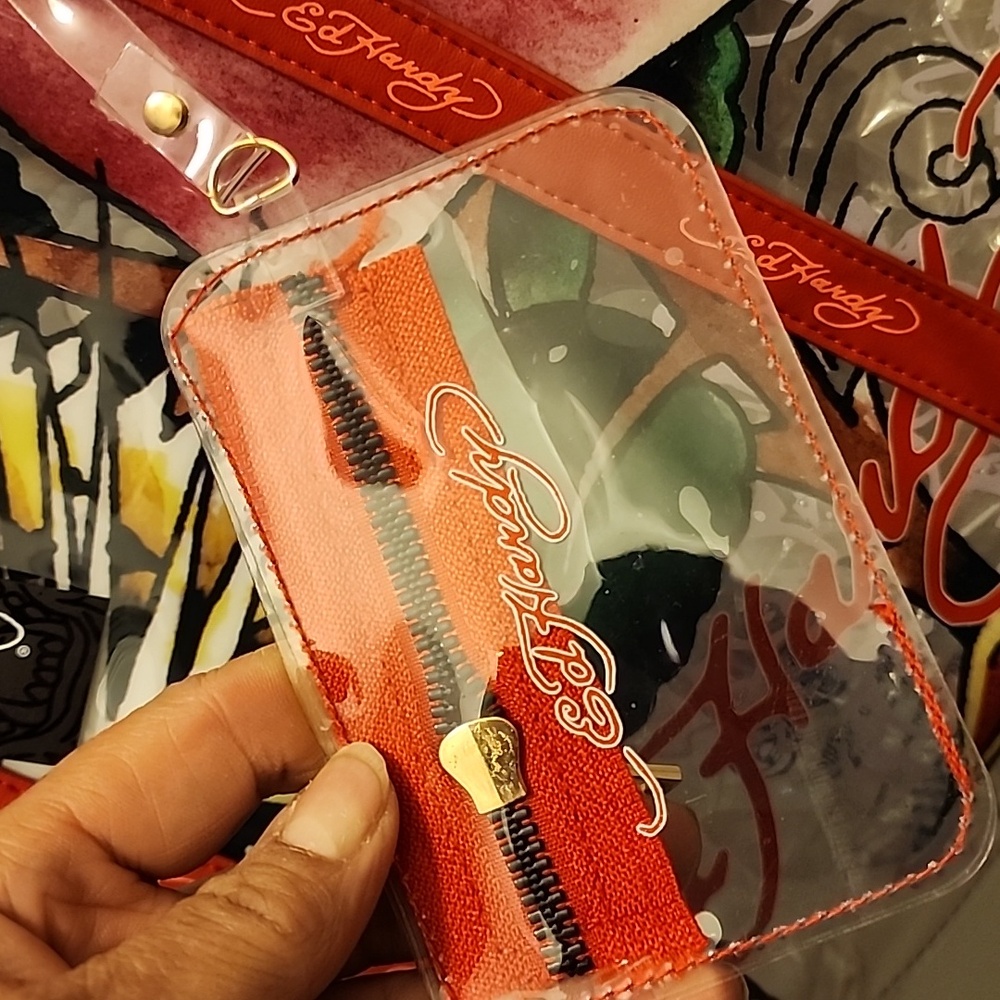 Ed Hardy Red Clear Tote Bag & Pouch NWT $160 MSRP - Picture 5 of 8